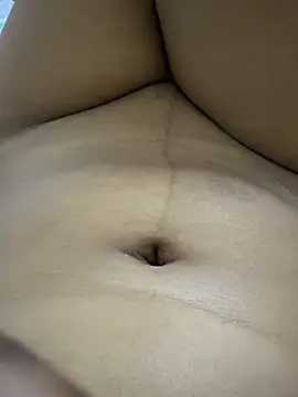 cute_girl_99 webcam
