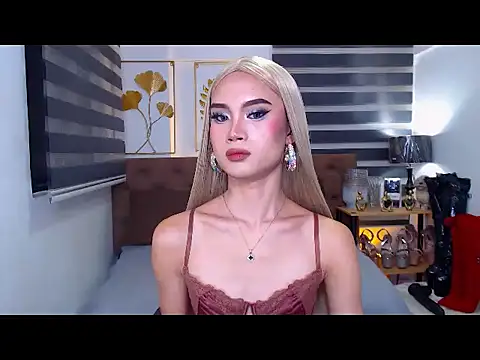 JuicyCockThea webcam