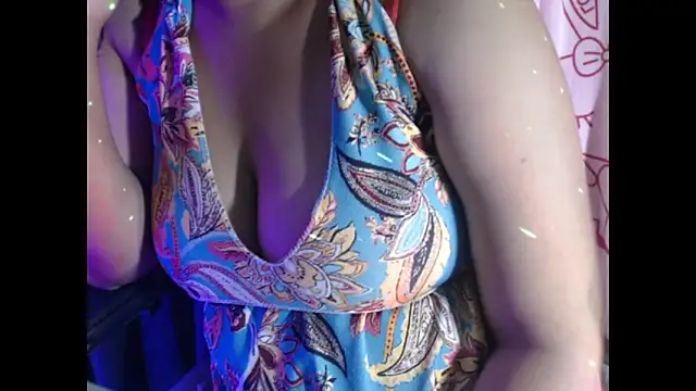 model29 - Model29's free webcam - UK Sex Cams