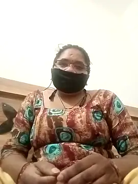 Menka_cut34 webcam