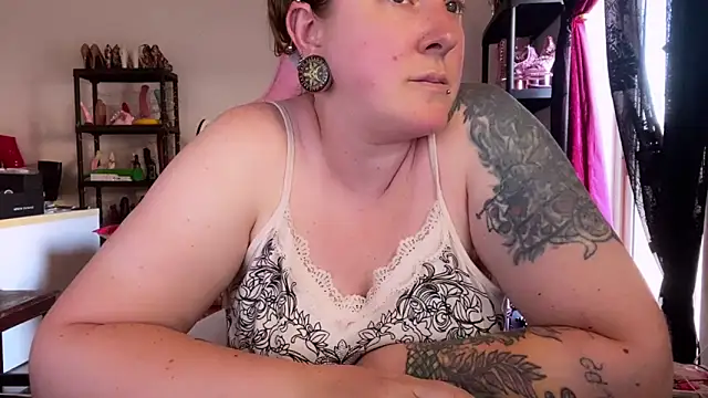 kisicaxx - Kisicaxx's free webcam - UK Sex Cams