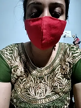 Tamil_shalini live cam on StripChat