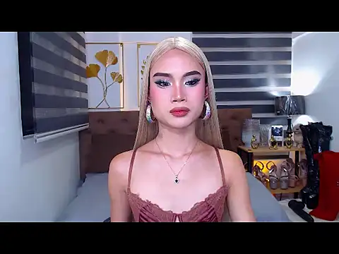 JuicyCockThea webcam