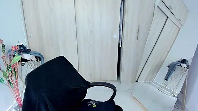 Adele_Sweett webcam