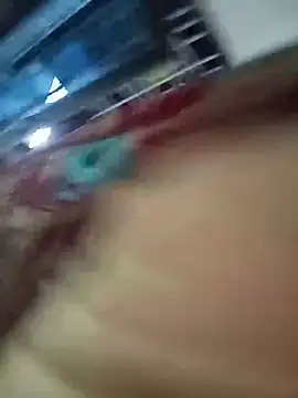 Menka_cut34 webcam