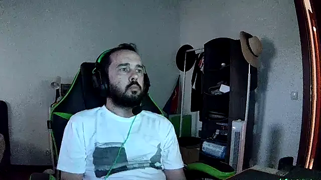 Jonathanagast webcam