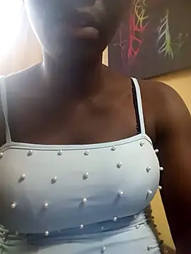 thandie40's live room