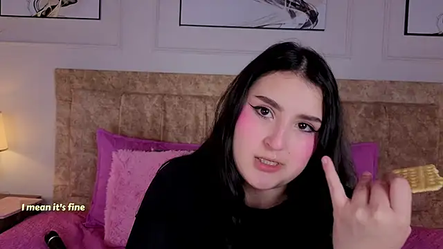 zoe_moon__ webcam