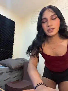 slutty_aki webcam
