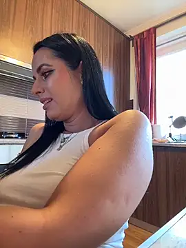 Hotmomcheckk_ webcam