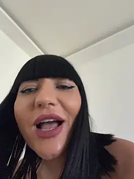 MysticCleo webcam