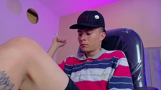 Nascary_Fox webcam