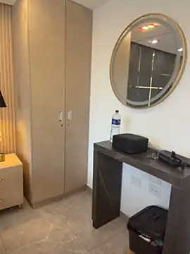 emily-Hornyy webcam