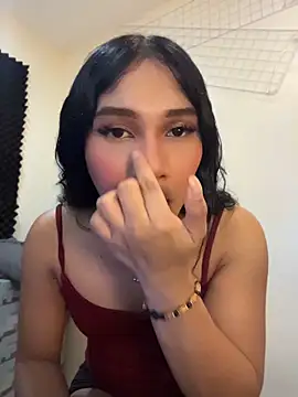 slutty_aki webcam