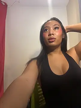 hugecock_tamira webcam