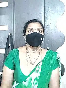Leela_555 webcam