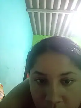 Watch Yulisa_70 live on EroticFlix - High definition streams