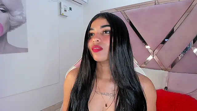 Watch honeyhtx live on EroticFlix - High definition streams