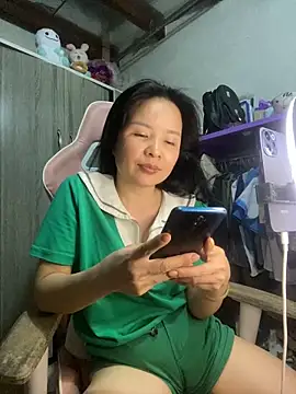 Ivy_Trix2 webcam