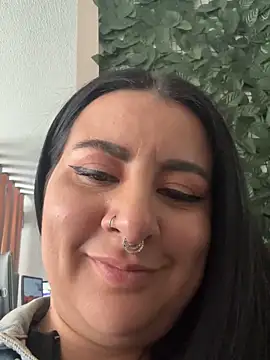 Watch Abril_Luv live on EroticFlix - High definition streams