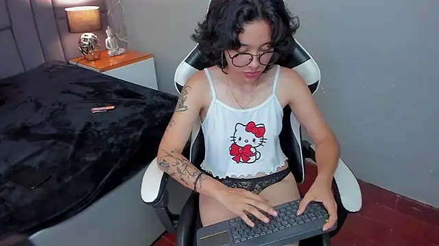 scarleth_blaze webcam