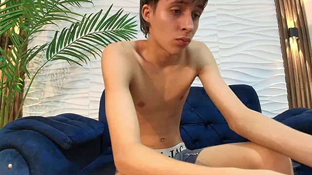 pavo_tv (M twink) - Show cum
