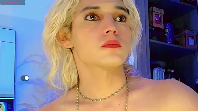 honey_skin webcam