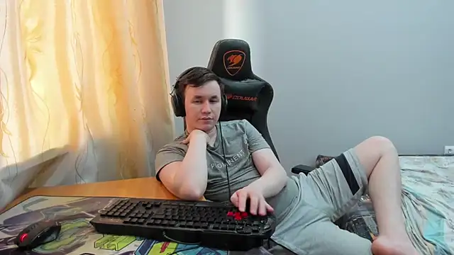 iliaskrislove webcam