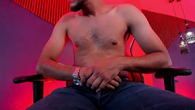 Boss_Domiinator webcam