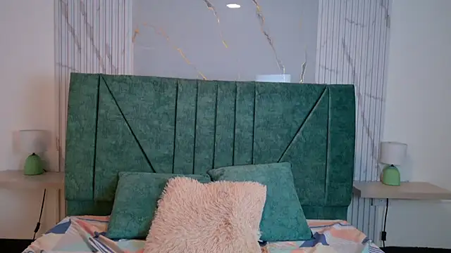 katiamoree webcam