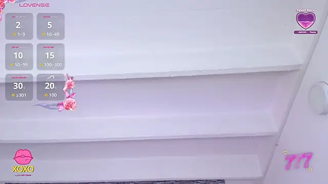 eyes_moonn live cam on StripChat