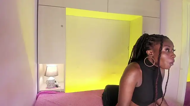 Watch TaylorBloom live on EroticFlix - High definition streams