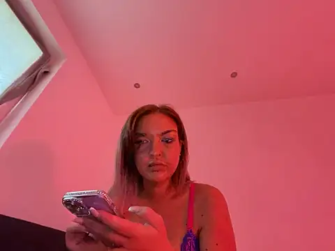 Watch elina_amara_ live on EroticFlix - High definition streams