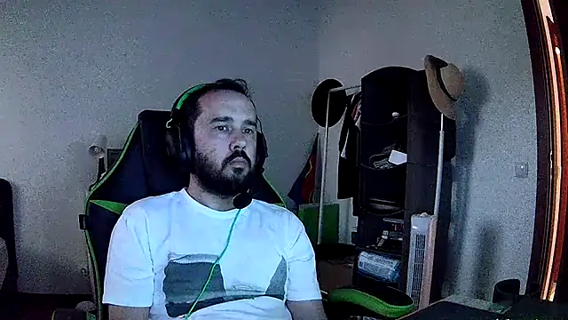 Jonathanagast webcam