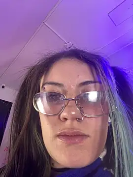 Broklinwhite_ webcam