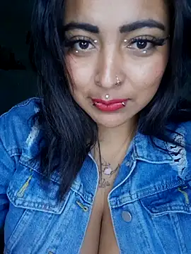 Watch Sarah-917 live on EroticFlix - High definition streams