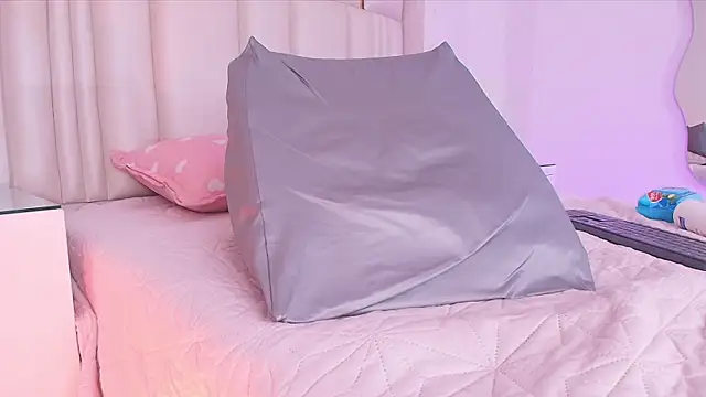mia_velvett_ webcam
