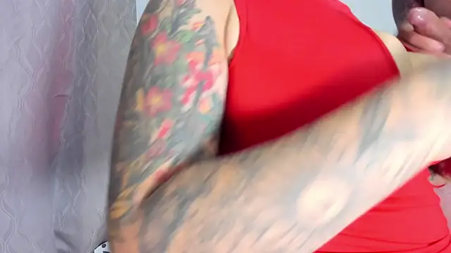 PaolaFuckDani Live Webcam on Stripchat