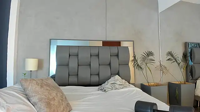 Charlie___Musk webcam