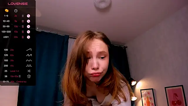 LanaBlu_ live cam on StripChat