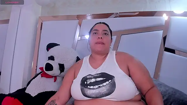 Watch tatikanyx live on EroticFlix - High definition streams
