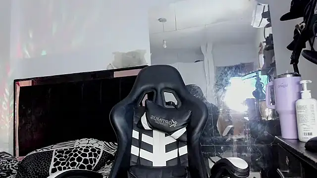 Moon_Sammy webcam