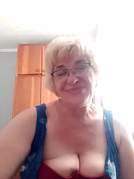 52MiaLove02 webcam