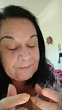 Yaya_Mineira webcam