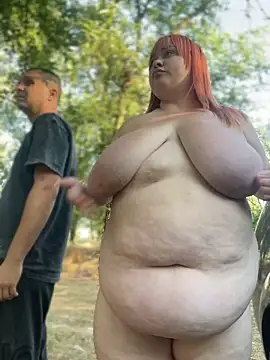 LadyDreams11 webcam