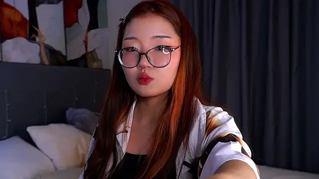 NelleMihalko webcam