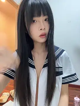 qiqi_x Live Webcam on Stripchat