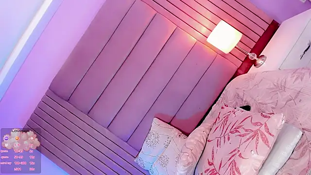 camille_deluxe - Camille_deluxe's free webcam - UK Sex Cams