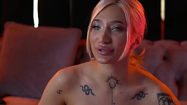 Watch SiennaJayden live on EroticFlix - High definition streams
