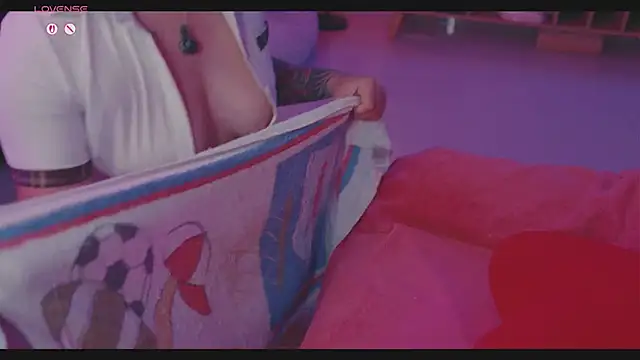 sensualkattt webcam